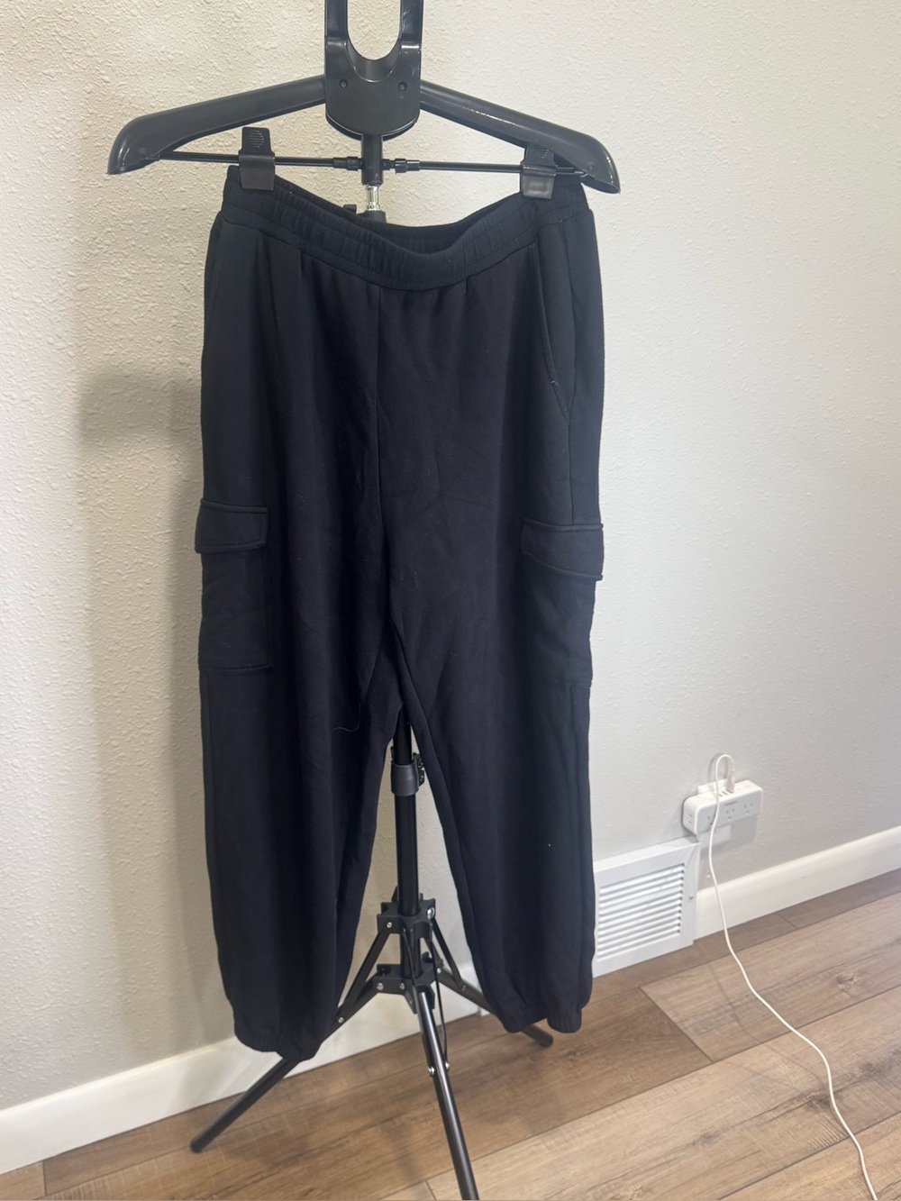 Varley Black Women's Cargo Jogger Pants